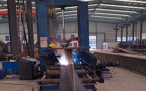 甘肃西峰西峰钢结构厂房建造前的准备工作 甘肃西峰西峰钢结构厂房建造前的准备工作